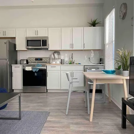 Chic Bungalow Apartment Steps From Armature Works & Downtown Riverwalk Tampa Exterior photo