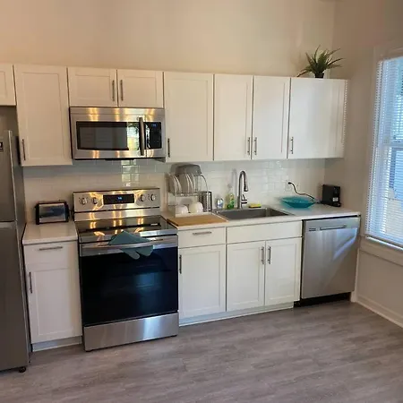 Chic Bungalow Apartment Steps From Armature Works & Downtown Riverwalk Tampa Exterior photo